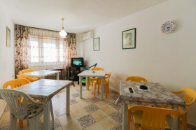 Hus Chernomorets, region Burgas 14