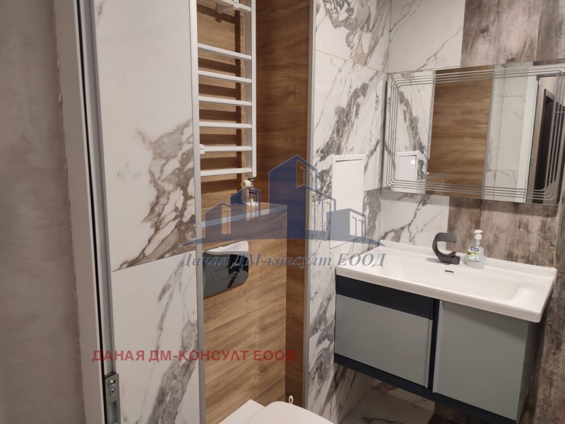 Продава 3-СТАЕН, гр. Шумен, Център, снимка 5 - Апартаменти - 52744887