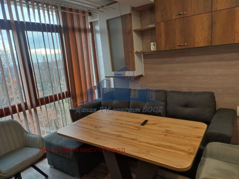 Продава 3-СТАЕН, гр. Шумен, Център, снимка 2 - Апартаменти - 52744887