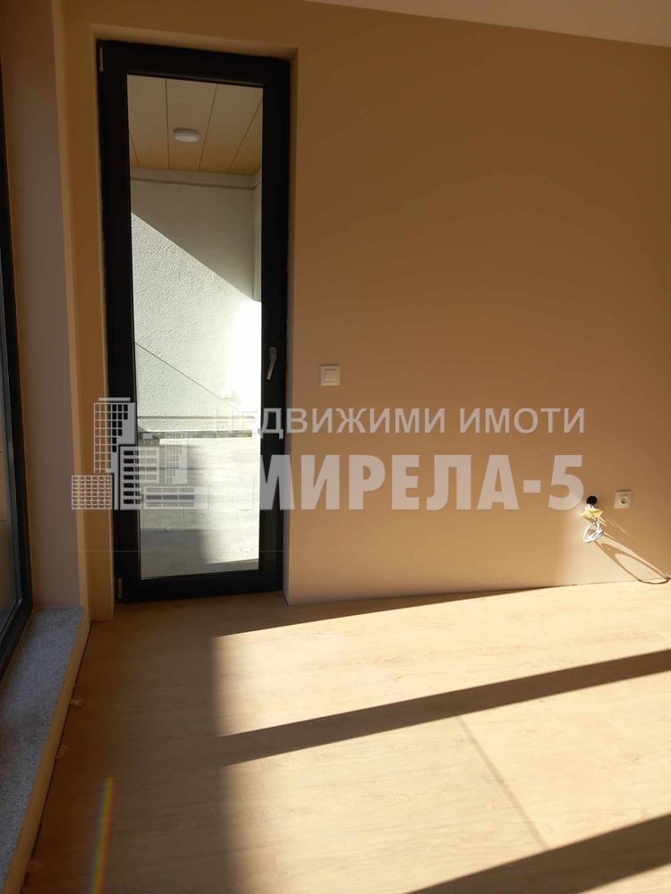 Продава 3-СТАЕН, гр. Русе, Център, снимка 2 - Aпартаменти - 49399225