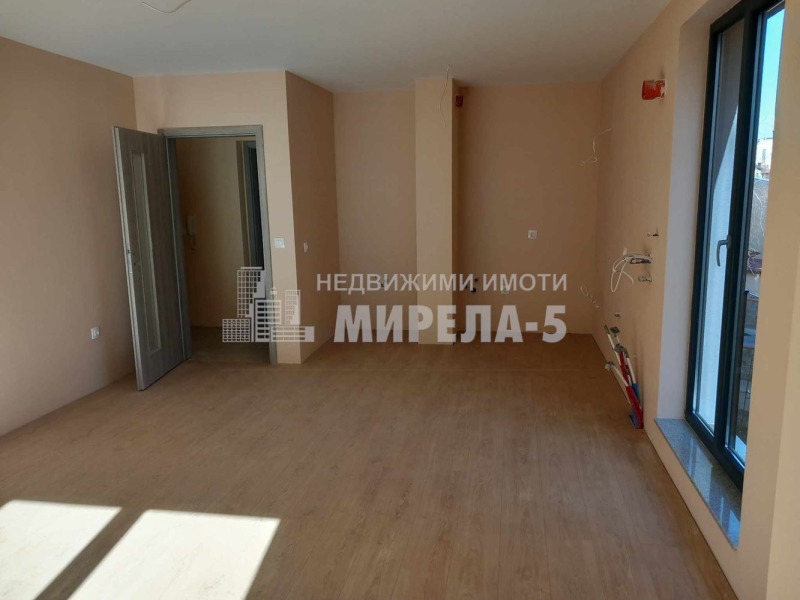 Продава 3-СТАЕН, гр. Русе, Център, снимка 1 - Aпартаменти - 49399225