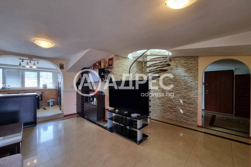 Satılık  3+ yatak odası Sofia , Belite brezi , 174 metrekare | 52597589