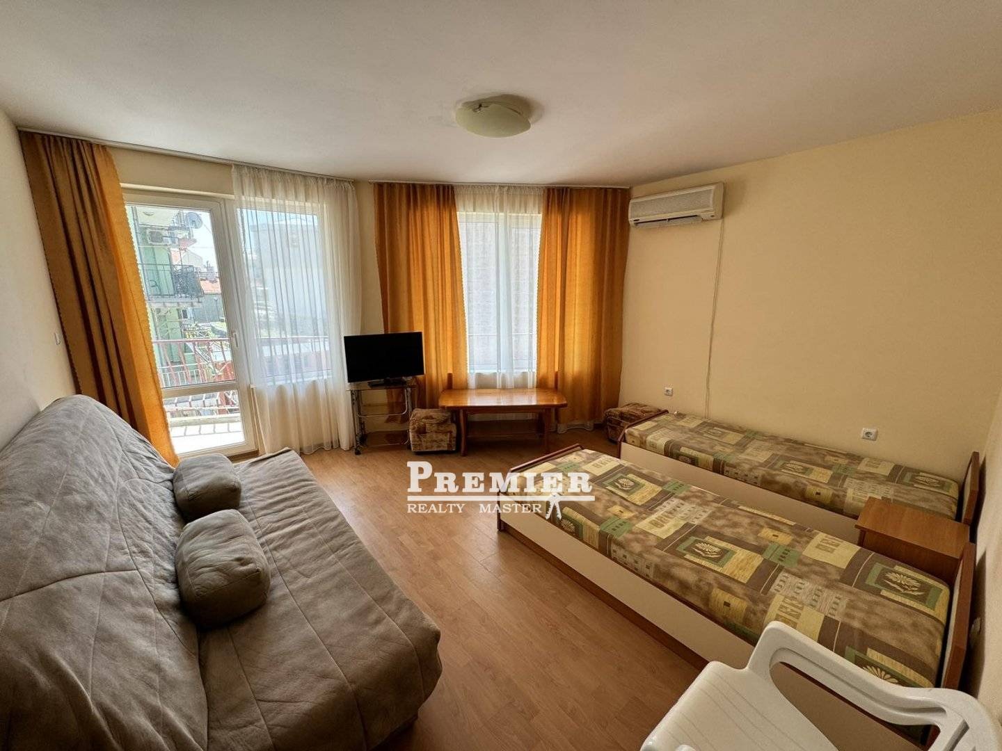 Продава 3-СТАЕН, гр. Поморие, област Бургас, снимка 2 - Апартаменти - 48573828