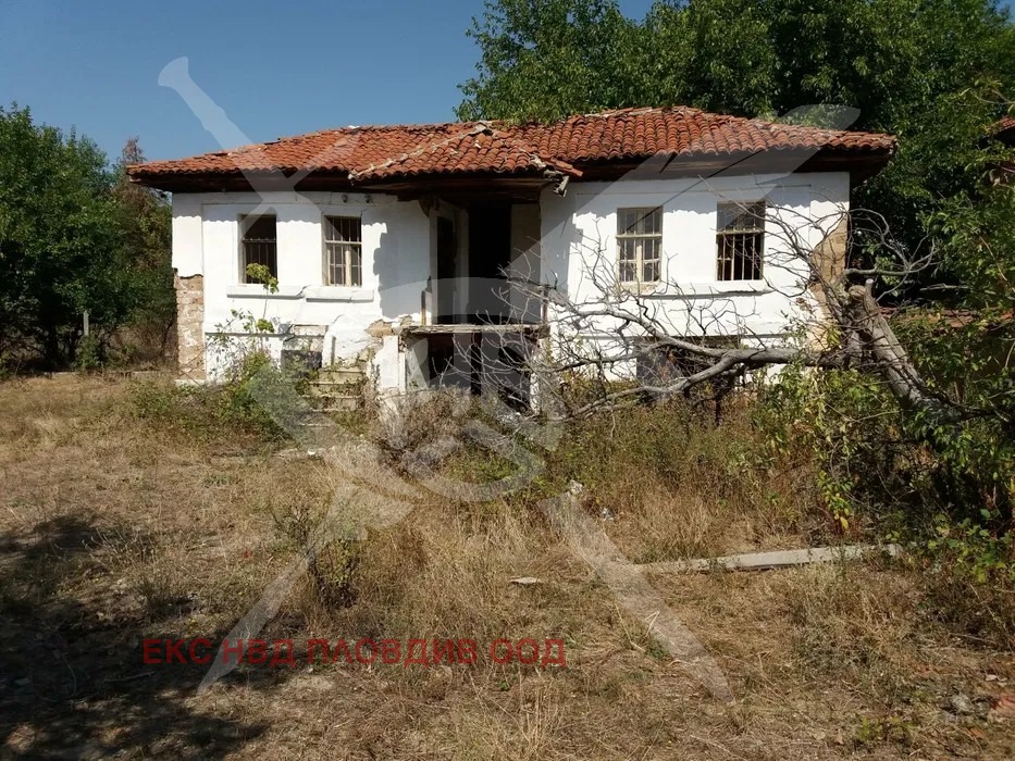 Продава КЪЩА, с. Бегово, област Пловдив