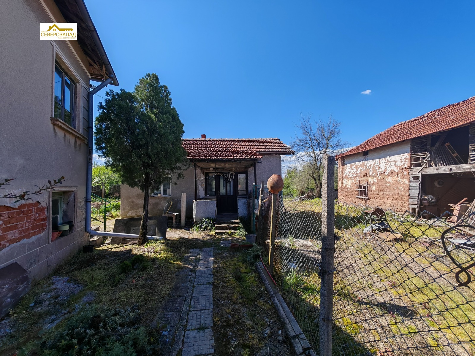 Продава КЪЩА, с. Славотин, област Монтана, снимка 4 - Къщи - 54329786