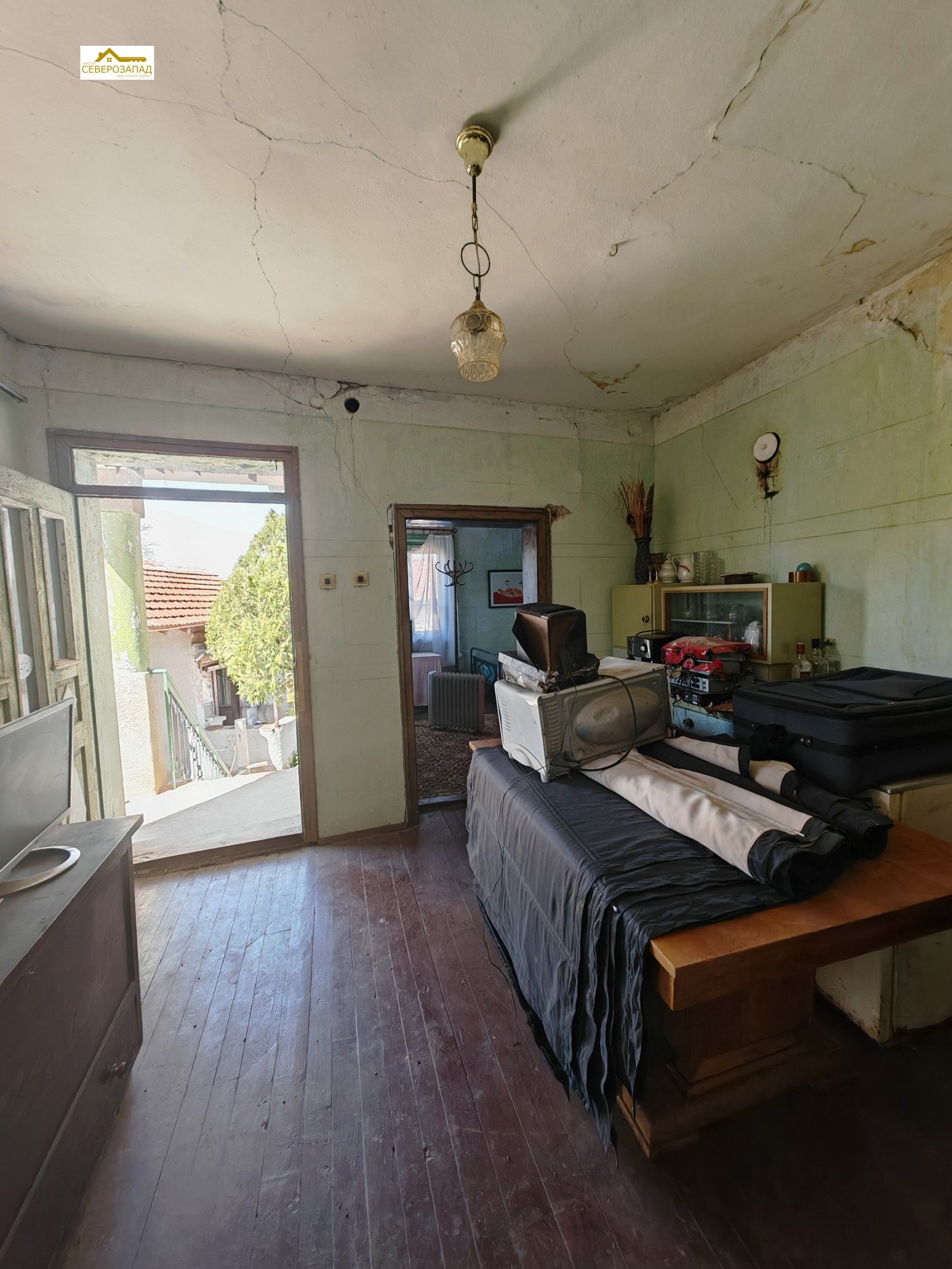 Продава КЪЩА, с. Славотин, област Монтана, снимка 6 - Къщи - 54329786