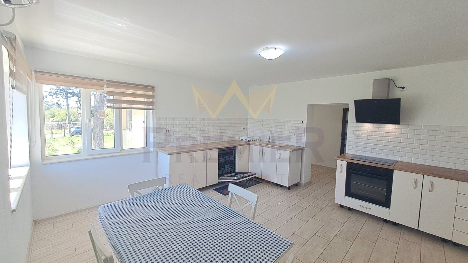 Продава КЪЩА, с. Вранино, област Добрич, снимка 2 - Къщи - 54343614