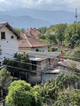 Hus Dolna banya, region Sofia 6