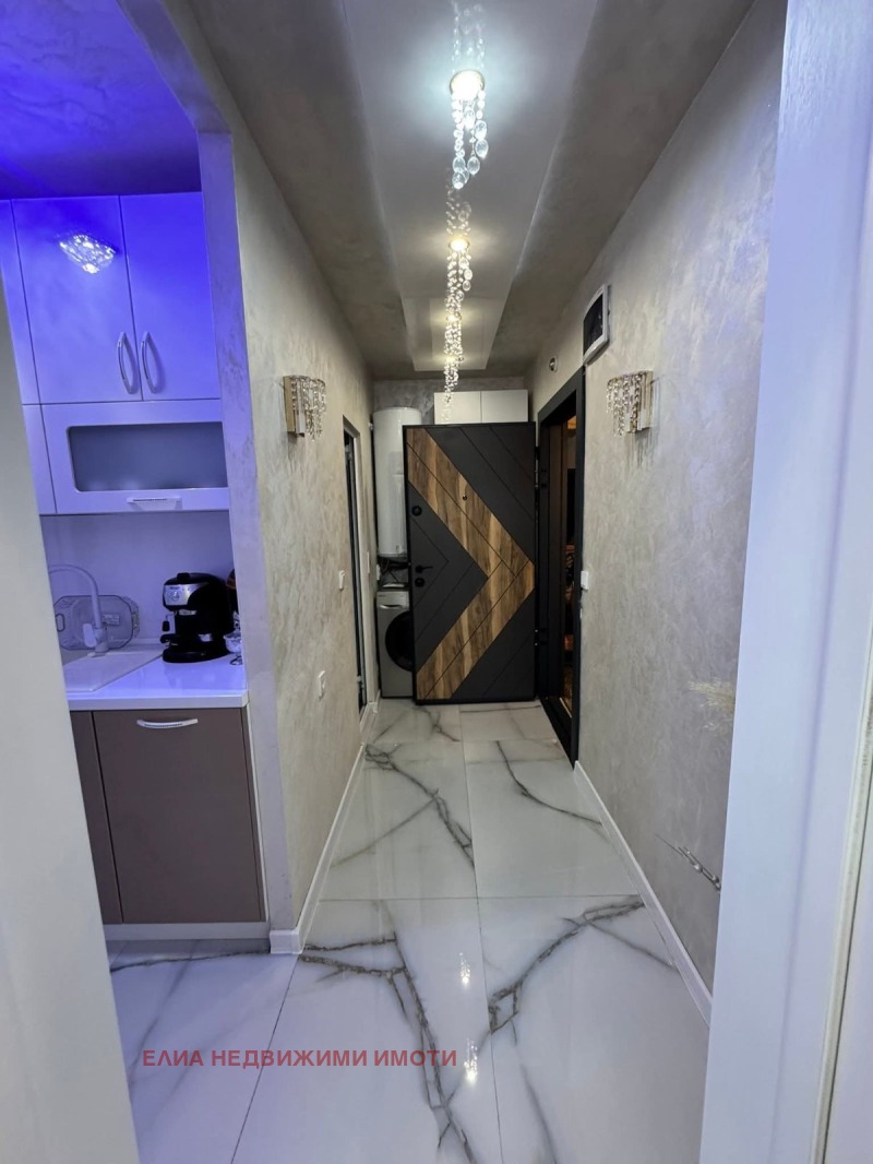 Zu verkaufen  Studio Schumen , Bojan Balgaranow 1 , 45 qm | 85797747 - Bild [4]