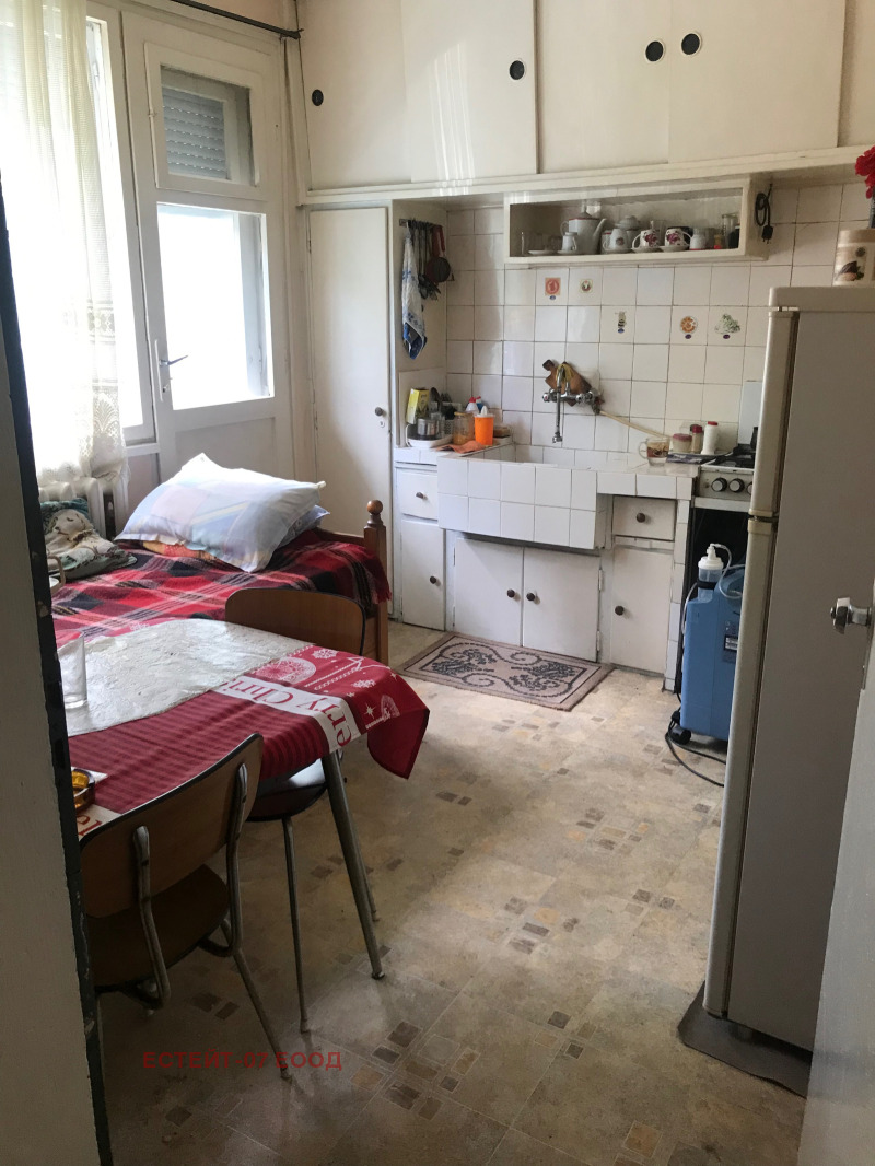 Zu verkaufen  1 Schlafzimmer Plowdiw , Karschijaka , 76 qm | 36577380 - Bild [4]