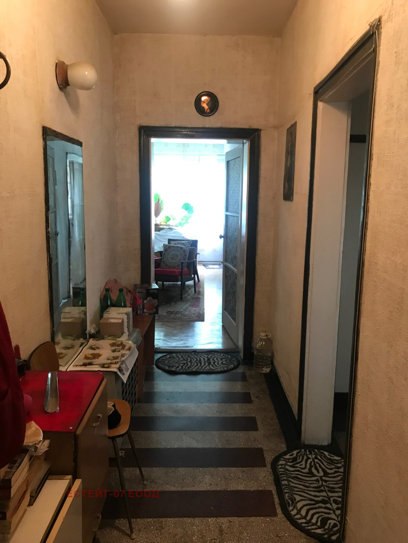 Продаја  1 спаваћа соба Пловдив , Каршијака , 76 м2 | 36577380