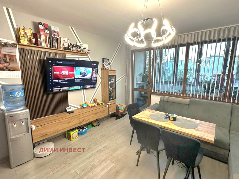 Продава  3-стаен град Добрич , Център , 70 кв.м | 99667201 - изображение [2]