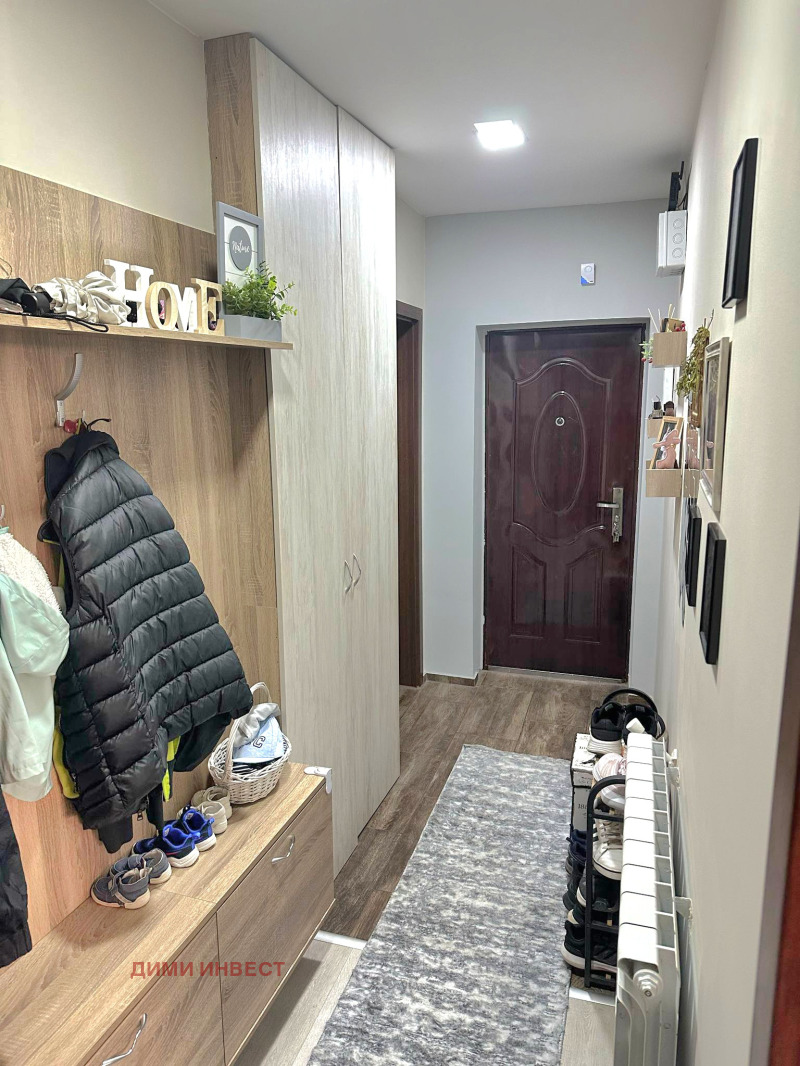 Продава  3-стаен град Добрич , Център , 70 кв.м | 99667201 - изображение [8]