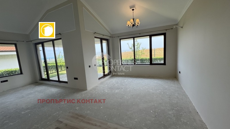 En venta  Casa región Burgas , Ajeloy , 122 metros cuadrados | 13374926 - imagen [3]