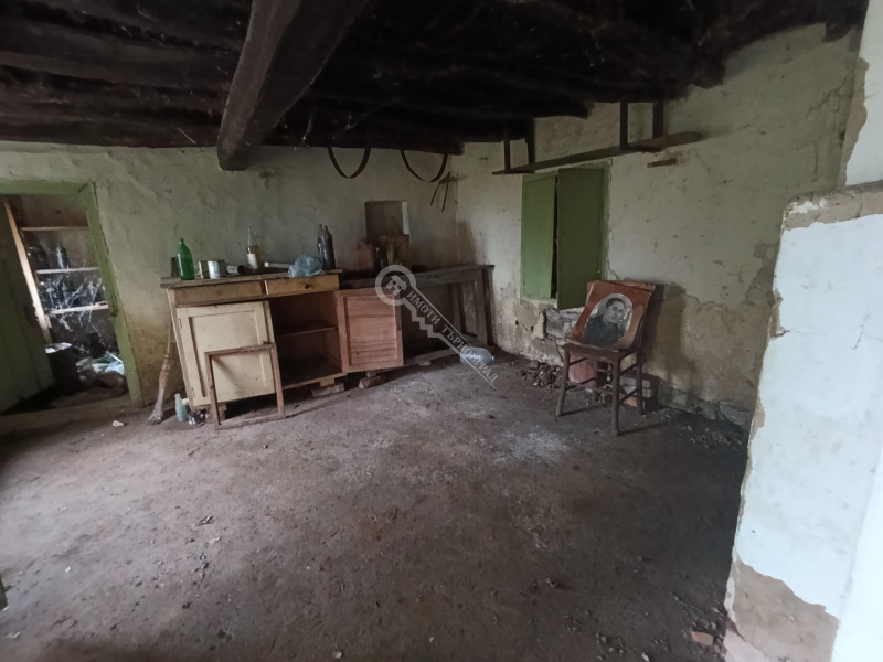 Продава КЪЩА, с. Долна Липница, област Велико Търново, снимка 3 - Къщи - 52465187