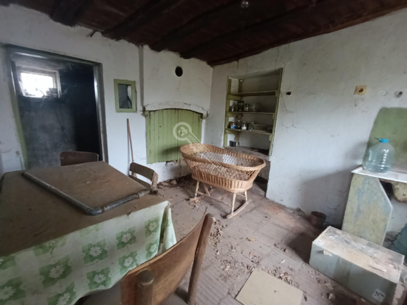 Продава КЪЩА, с. Долна Липница, област Велико Търново, снимка 2 - Къщи - 52465187