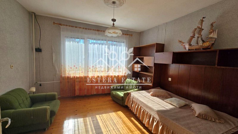 Продава КЪЩА, гр. Шумен, Дивдядово, снимка 11 - Къщи - 53497972