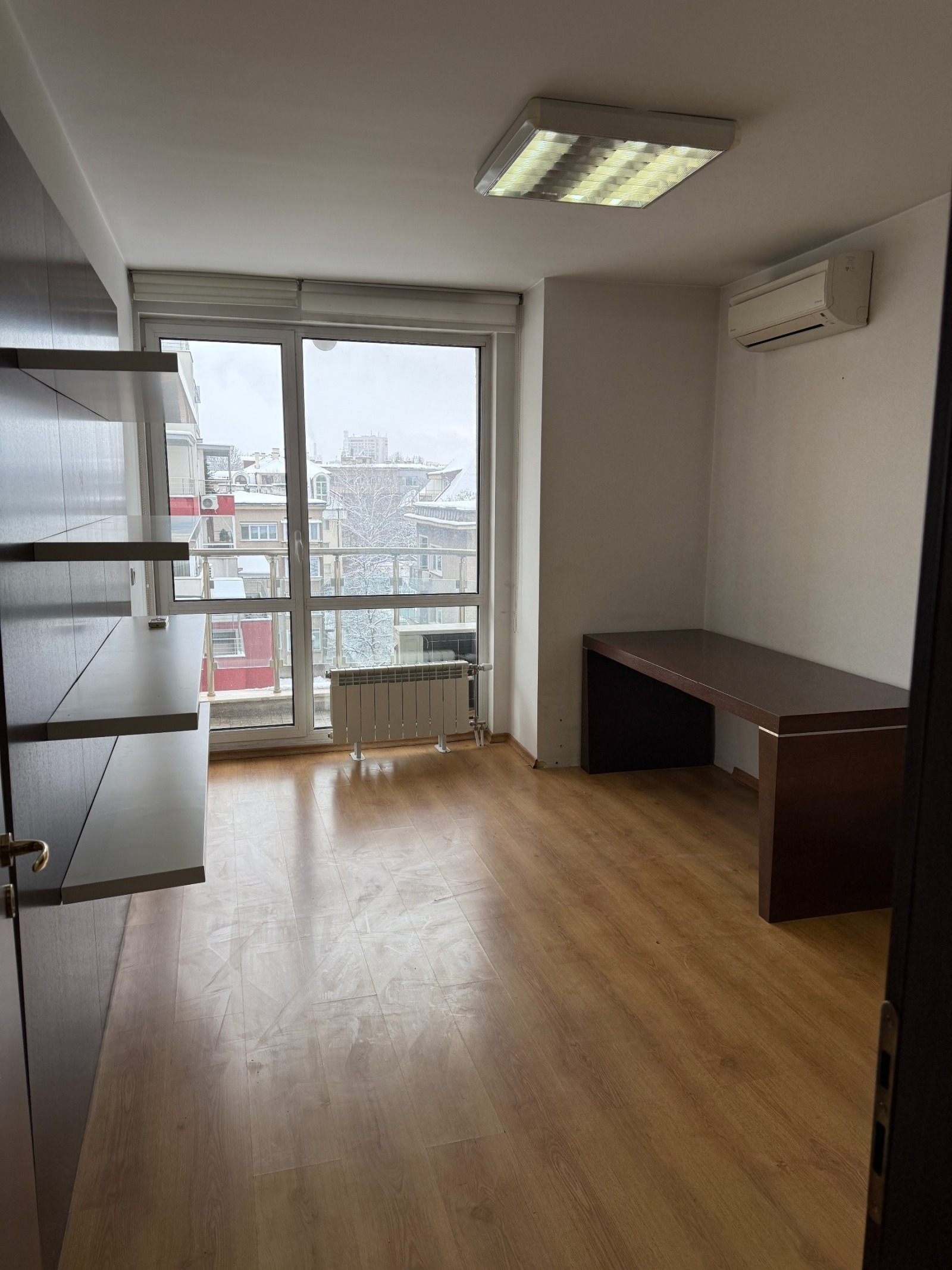 Продава 3-СТАЕН, гр. София, Иван Вазов, снимка 3 - Апартаменти - 55060903