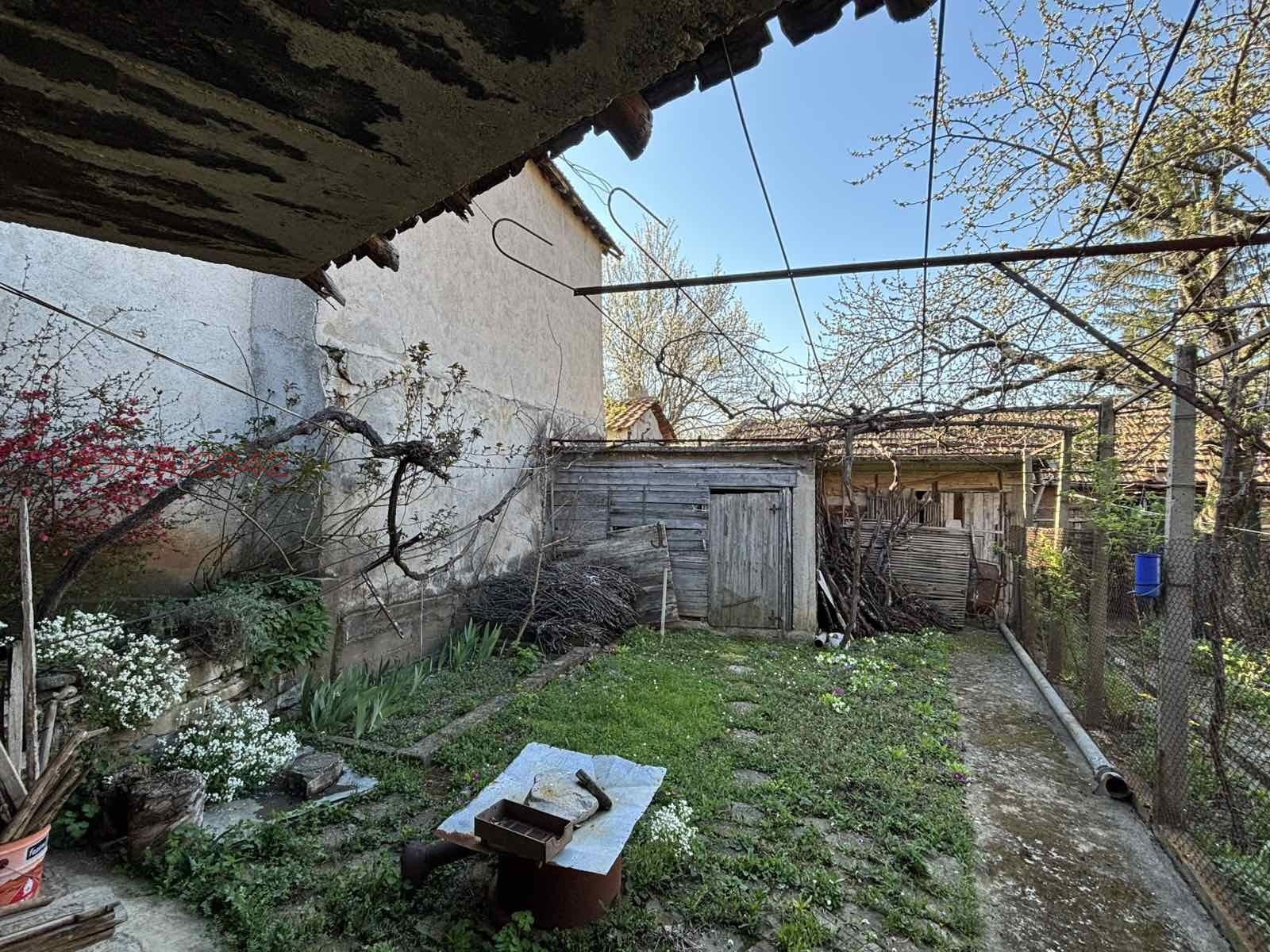 Продава ПАРЦЕЛ, с. Горна Козница, област Кюстендил, снимка 3 - Парцели - 53964649