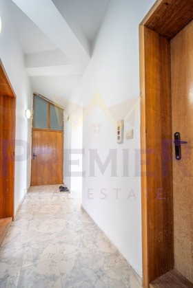 ������� 4-����� | Imot.bg � ����� ������ 12