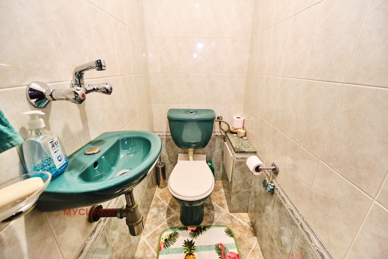 Te koop  2 slaapkamers Sofia , Ovtsja kupel , 138 m² | 33622020 - afbeelding [11]