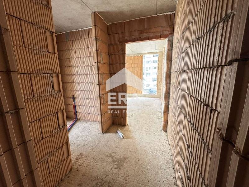 Продава 4-СТАЕН, гр. Варна, Възраждане 2, снимка 4 - Апартаменти - 55091226