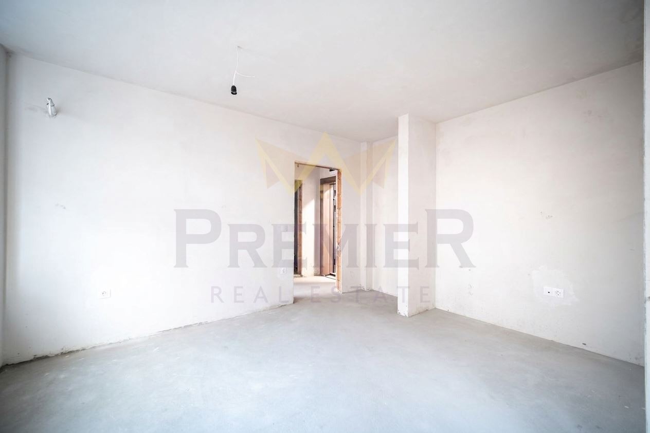 Продава 2-СТАЕН, гр. Варна, Лятно кино Тракия, снимка 2 - Апартаменти - 55263682