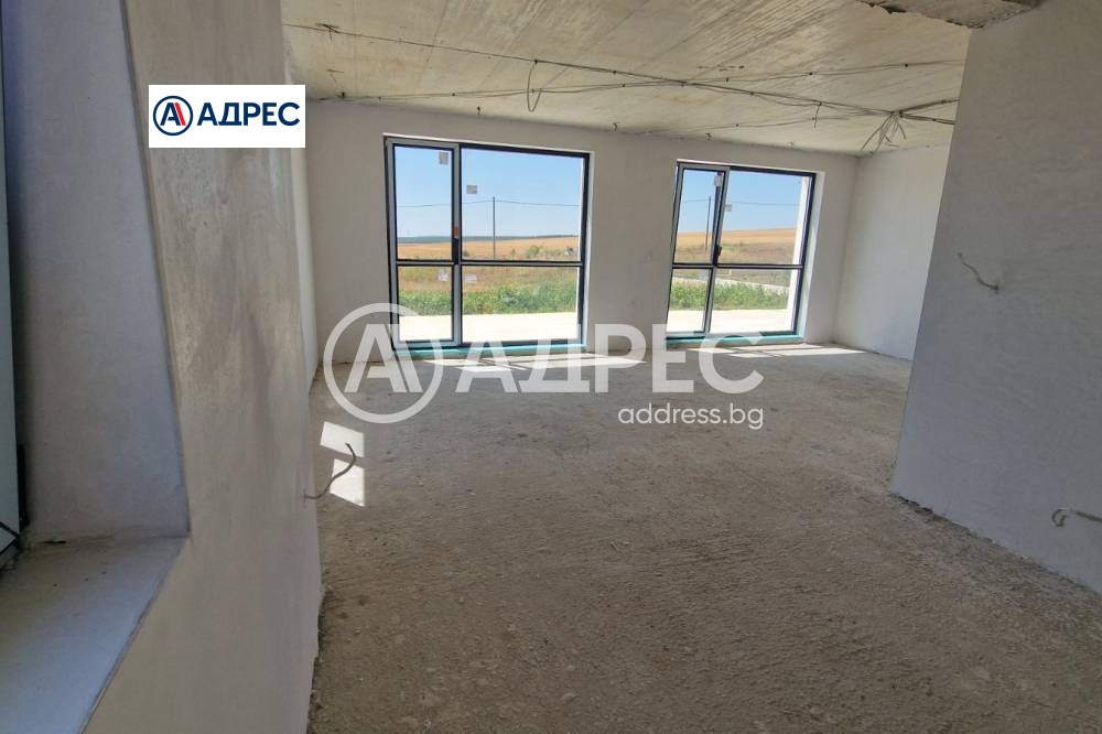 Продава КЪЩА, с. Близнаци, област Варна, снимка 6 - Къщи - 55171173
