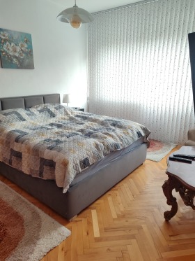 2 slaapkamers Banisjora, Sofia 5