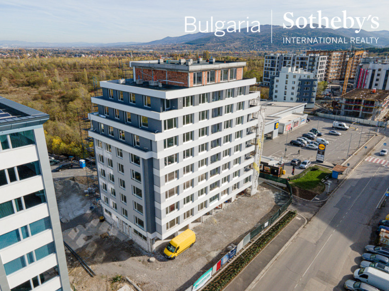 Eladó  3 hálószobás Sofia , Mladost 4 , 101 négyzetméter | 69827928