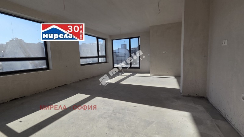 Продава 4-СТАЕН, град София, Център • 374000 € • 18399496 — Holmes.bg