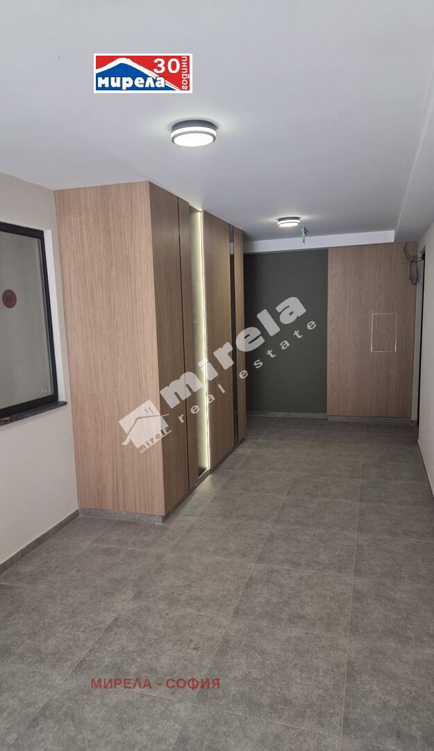 Продава 4-СТАЕН, гр. София, Център, снимка 11 - Апартаменти - 51536192