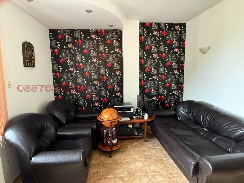 Продава КЪЩА, с. Чифлик, област Ловеч, снимка 4 - Къщи - 52782643