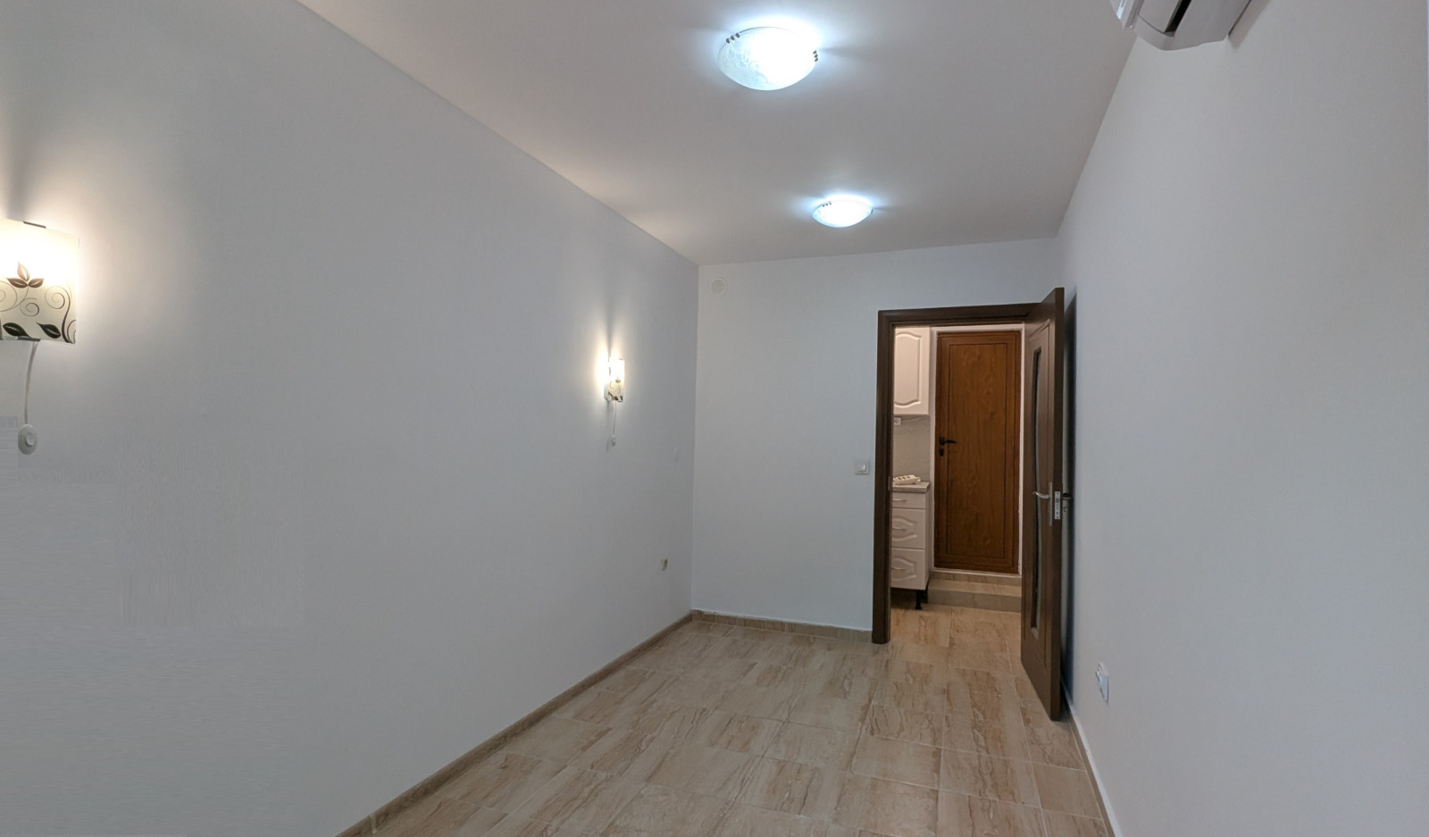 Продава 1-СТАЕН, гр. Варна, Център