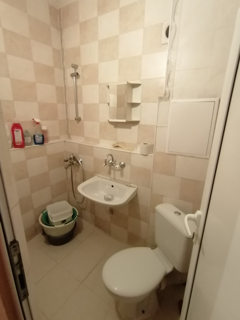 Продава 2-СТАЕН, гр. София, Надежда 2, снимка 8 - Апартаменти - 52736928