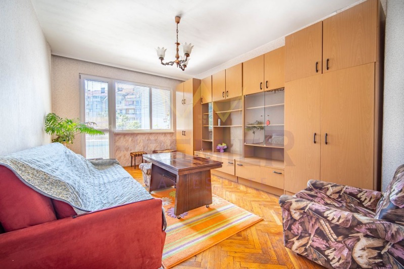 Zu verkaufen  2 Schlafzimmer Warna , Awtogara , 62 qm | 39454163