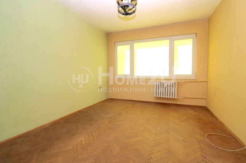 Продава  2-стаен, град София, Гоце Делчев •  207 500 EUR • ID 51785384 — holmes.bg - [1] 