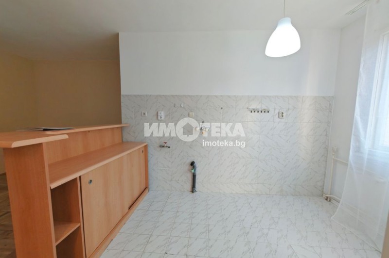 Продаја  1 спаваћа соба Софија , Красно село , 75 м2 | 89726703 - слика [2]