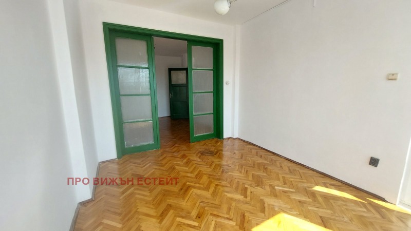 Myytävänä  2 makuuhuonetta Varna , Tsentar , 103 neliömetriä | 94731292 - kuva [2]