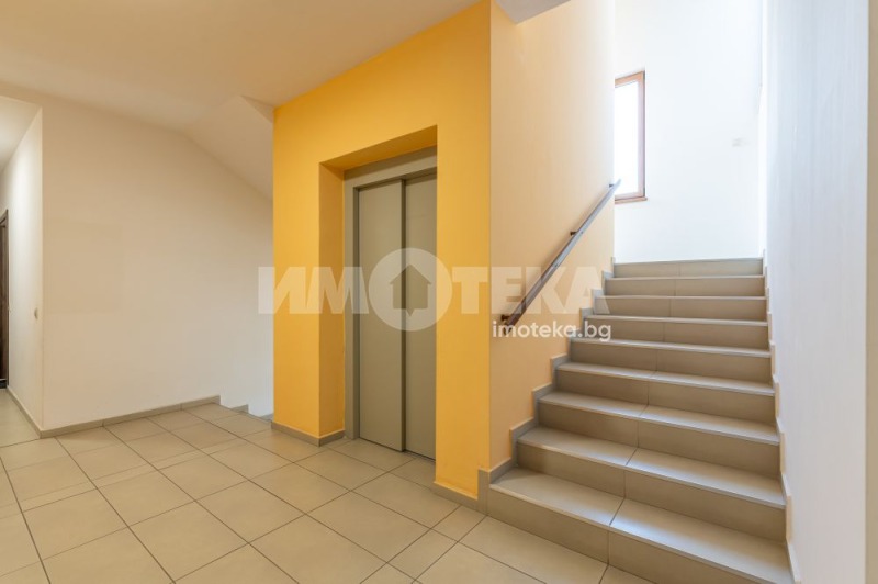 Продава 3-СТАЕН, гр. Варна, Младост 1, снимка 13 - Апартаменти - 52139687