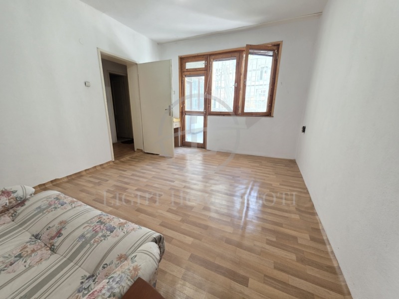 Till salu  3+ sovrum Plovdiv , Centar , 105 kvm | 43293030 - bild [8]