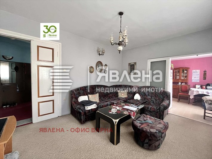 Продава МНОГОСТАЕН, гр. Варна, Гръцка махала, снимка 2 - Апартаменти - 53026454