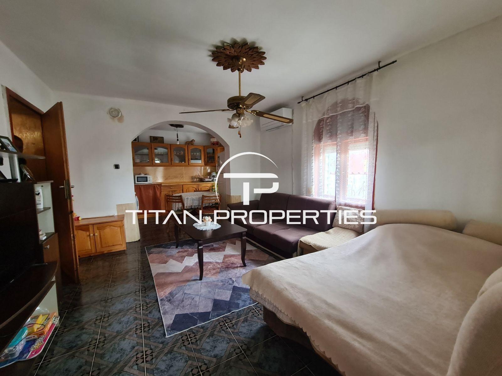 Продава КЪЩА, с. Стрелци, област Пловдив, снимка 8 - Къщи - 56680548