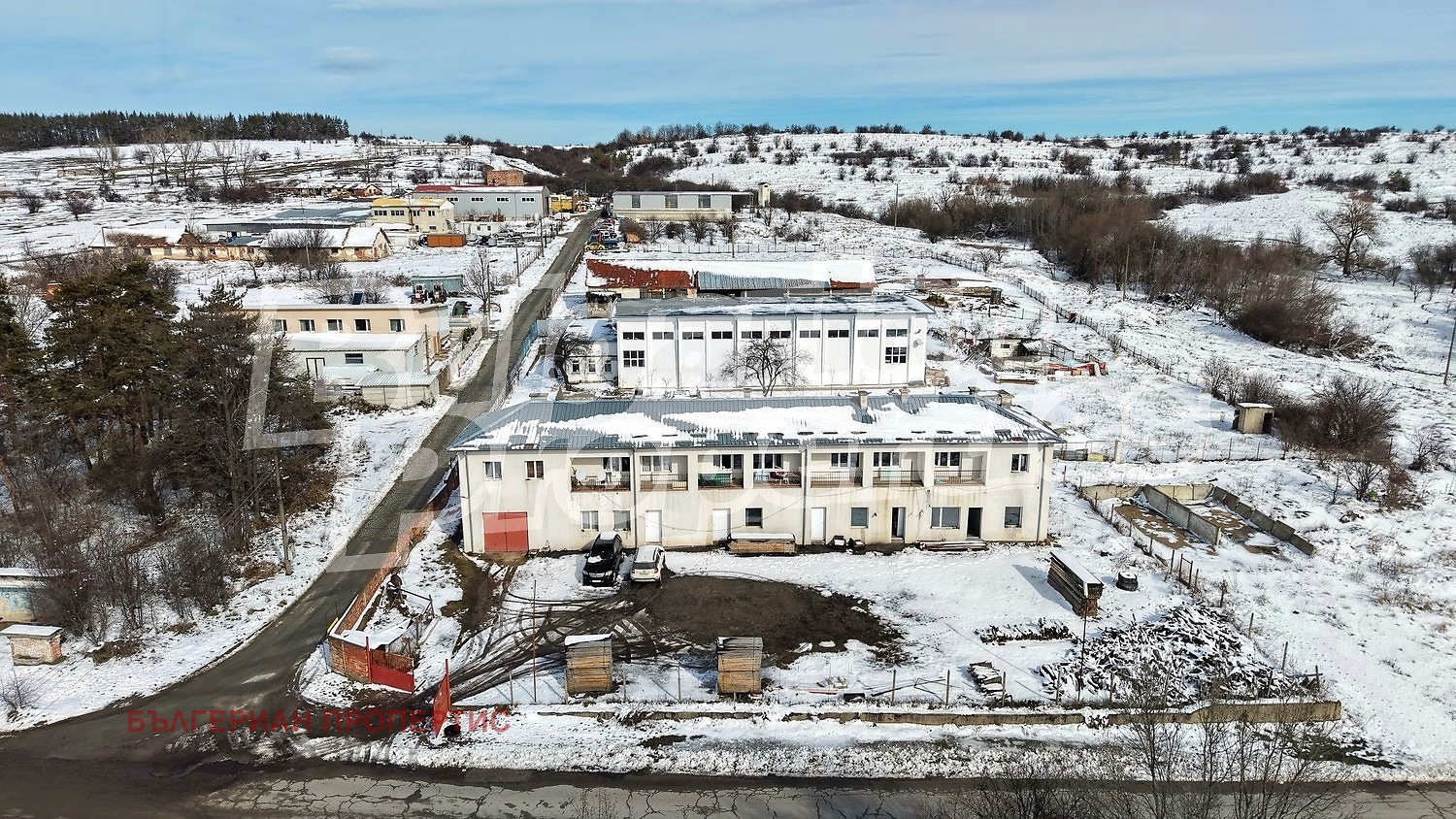 Продава ПРОМ. ПОМЕЩЕНИЕ, с. Вакарел, област София област, снимка 2 - Производствени сгради - 56109235
