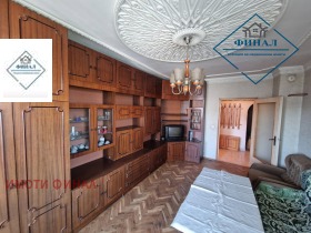 Продава 2-стаен