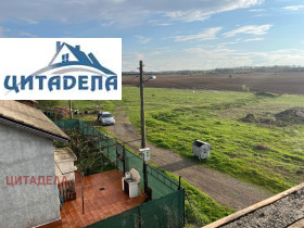 Къща с. Загоре, област Стара Загора 9