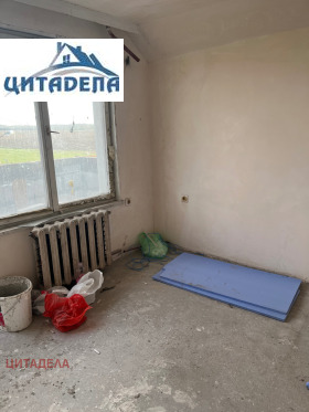 Къща с. Загоре, област Стара Загора 10