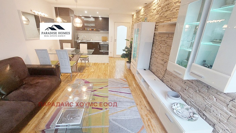 Продава 3-СТАЕН, град София, Изток • 296000 € / 578925.68 лв. • 92058245 1