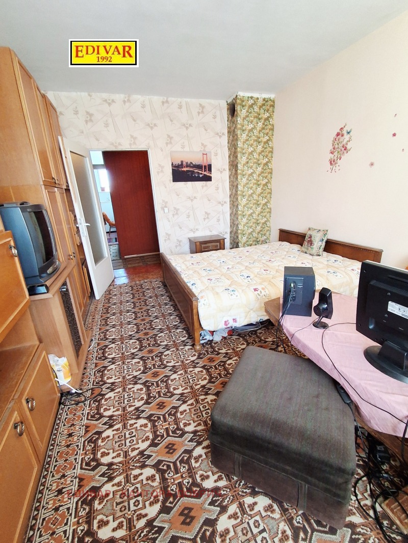 Продава 3-СТАЕН, гр. Добрич, Балик