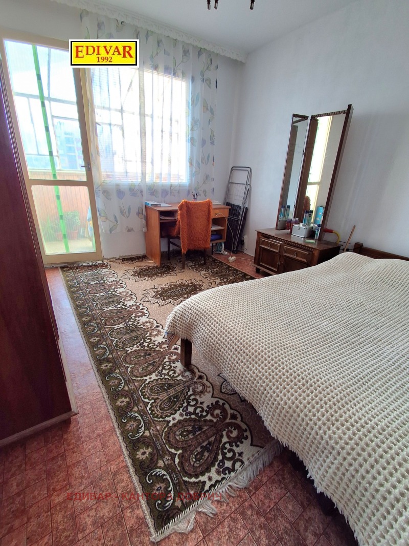 Продава 3-СТАЕН, гр. Добрич, Балик, снимка 2 - Апартаменти - 53051182